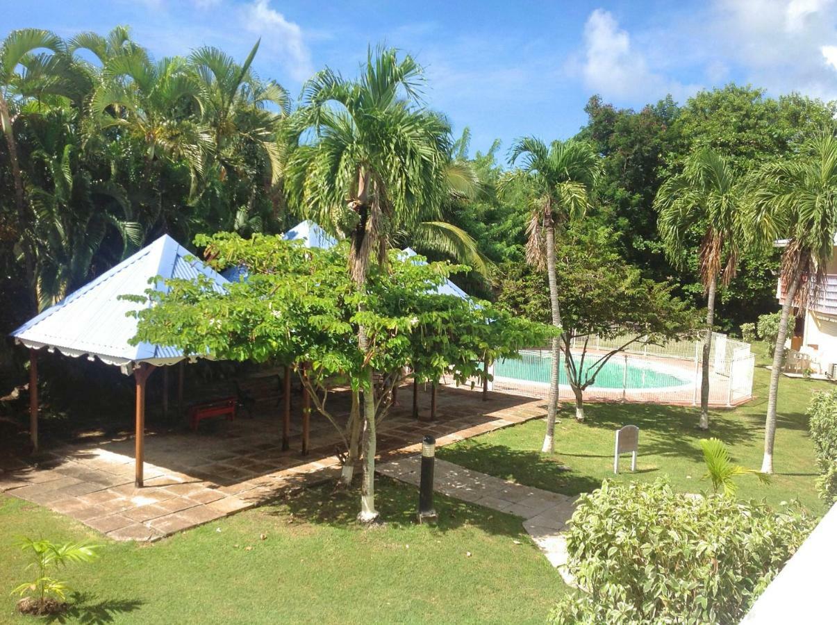 Caraibes Holidays Sainte-Anne Exterior photo